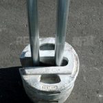 テントの足元にはウエイト(重石)を付けていただいております。